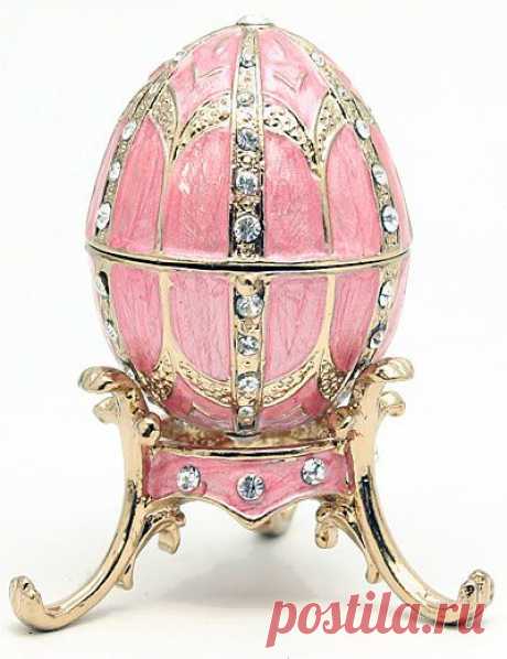 Faux Faberge Romanov Egg Box | Lisa Meshenberg приколол(а) это к доске Faberge Egg