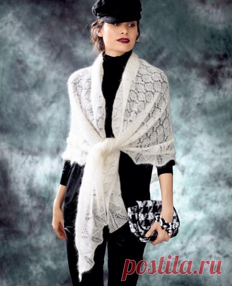 Эффектный шарф-пончо с вышивкой