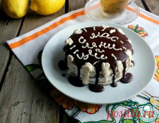 Шоколадно-блинный торт с черносливом и творогом – кулинарный рецепт