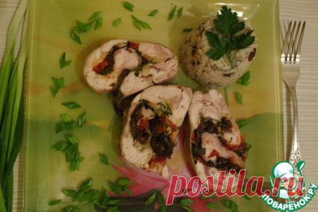 Куриный рулет с черносливом - кулинарный рецепт