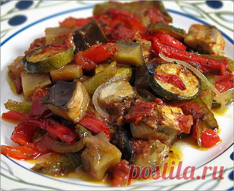 Как приготовить рататуй
Рататуй – это очень простое, но очень вкусное и полезное овощное блюдо со вкусом детства! Рататуй – это очень простое, но очень вкусное и полезное овощное блюдо со вкусом детства! Рецепт тут