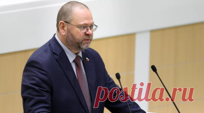 Пензенский музей к юбилею Лермонтова отреставрировал его картину. Губернатор Пензенской области Олег Мельниченко в соцсетях сообщил, что к 210-летию со дня рождения Михаила Лермонтова музей-заповедник «Тарханы» организовал реставрацию одного из самых старинных экспонатов — картины «Кавказский вид возле селения Сиони». Читать далее