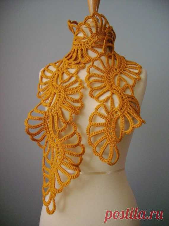 Crochet Art scarf lace Gold