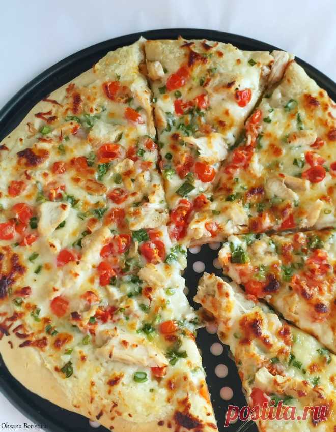 Кулинарные моменты: Пицца с курицей и чесночным соусом