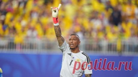 37-летний вратарь сборной Кюрасао установил рекорд чемпионата мира. Вратарь сборной Кюрасао Элой Ром установил рекорд на ЧМ-2026 в матче с Эквадором. Читать далее