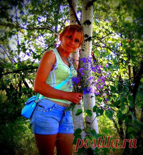 Кому-то — любимая, кому-то — дочь, кому-то — мама, кому-то — кума, кому-то — сестра, кому-то — подруга…, а кому-то и поперек горла! Горжусь своей универсальностью…