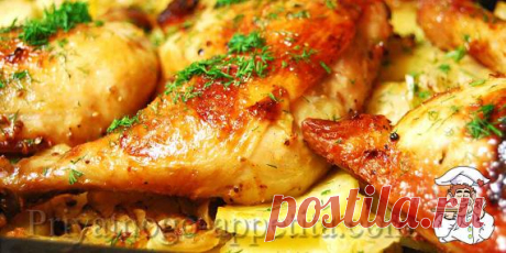 Самый простой и быстрый способ вкусно накормить семью или гостей – это пожарить картошку. Но, лучше все же немного заранее замариновать курицу и запечь окорочка в духовке с картошкой. Эффект будет намного сильнее!