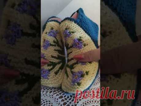 Видео на канале Наталия Калиновская#вяжемтапочки #knitting #handmade