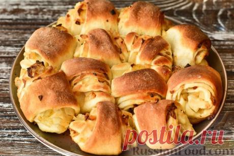 Рецепт: Отрывной пирог "Луковник" из дрожжевого теста на рисовом отваре на RussianFood.com