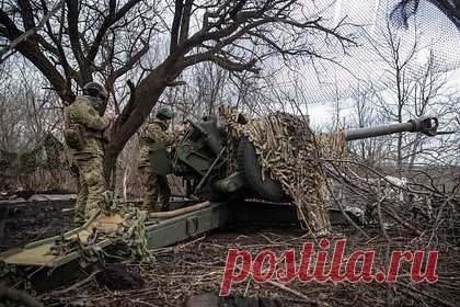 Часть украинских войск покинет Артемовск. Тактическая группа аэроразведки Вооруженных сил Украины (ВСУ) «Птицы Мадьяра» получила приказ на выход из Артемовска. Об этом сообщил командир подразделения с позывным Мадьяр. По его словам, группа зашла в город 110 суток назад и теперь направляется на новое место службы.