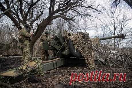 Часть украинских войск покинет Артемовск. Тактическая группа аэроразведки Вооруженных сил Украины (ВСУ) «Птицы Мадьяра» получила приказ на выход из Артемовска. Об этом сообщил командир подразделения с позывным Мадьяр. По его словам, группа зашла в город 110 суток назад и теперь направляется на новое место службы.