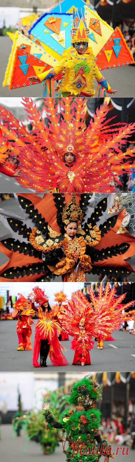 Карнавал моды «Jember Fashion Carnaval» в Индонезии