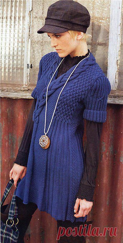 РЕЛЬЕФНОЕ МИНИ-ПЛАТЬЕ СПИЦАМИ.