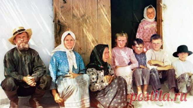 Почему одни русские фамилии заканчиваются на «-ин», а другие – на «-ов»?
