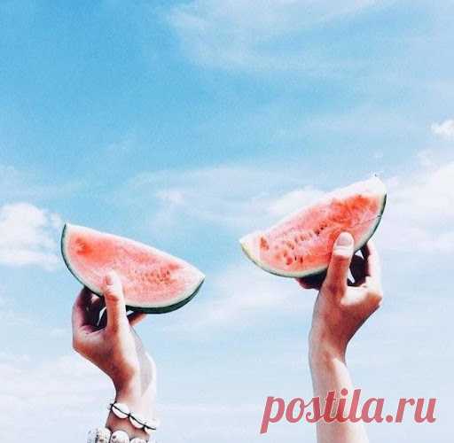 Она правильно питается и Вас научит! Ведь ей 103 года!!!
