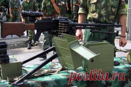 Сербия на месяц ввела мораторий на экспорт вооружений. По данным Минобороны страны, запрет поставок необходим для обеспечения нужд сербской армии.