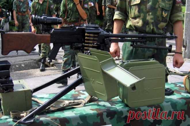 Сербия на месяц ввела мораторий на экспорт вооружений. По данным Минобороны страны, запрет поставок необходим для обеспечения нужд сербской армии.