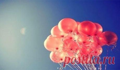 Топ-25 Странных и необычных фобий, которые существуют на самом деле От длинных слов до тёщи, ниже представлены 25 странных и необычных фобий, которые на самом деле встречаются у людей:25. Глобофобия (Globophobia)Страх лопанья воздушных шаров24. Омброфобия (Ombrophobia...