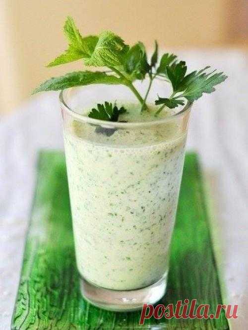 Вкусные кефирные коктейли для похудения: 3 простых рецепта. Все мы прекрасно знаем о пользе кефира. В нём содержатся необходимые витамины и минералы, которые восстанавливают природный баланс организма. Также следует не забывать о том, что этот продукт советуют...