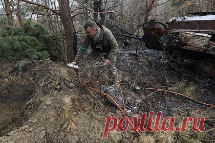 Российский военный рассказал об атаках ВСУ по гражданским кассетными снарядами. Вооруженные силы Украины (ВСУ) атакуют гражданских кассетными снарядами для отвлечения внимания артиллеристов Вооруженных сил России, заявил командир батареи с позывным «Чип». «Им не удается подавить нашу артиллерию, и они просто начинают бомбить мирные города», — отметил он.