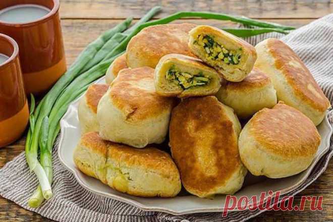 Пирожки с зеленью и яйцом — MOJAKUHNJA.ru