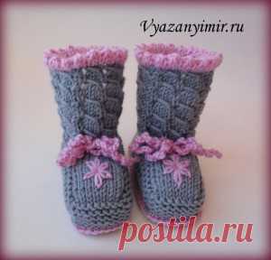 Пинетки-сапожки связанные спицами для малыша. | Вязаный Мир. Knit World.