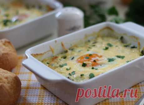 Шпинат запеченный со сливками, сыром и яйцом - Будет вкусно - 13 мая - 43421730263 - Медиаплатформа МирТесен Это одно из моих самых любимых блюд из шпината! Вкус у него изумительный, сливочно-сырный и немного пикантный. Я просто обожаю готовить такой шпинат на завтрак. Очень вкусно с поджареным хлебом или свежей булочкой. Вкуснятина! Еще, это блюдо мне нравится тем, что готовиться очень быстро, да и - 13 мая - 43421730263 - Медиаплатформа МирТесен