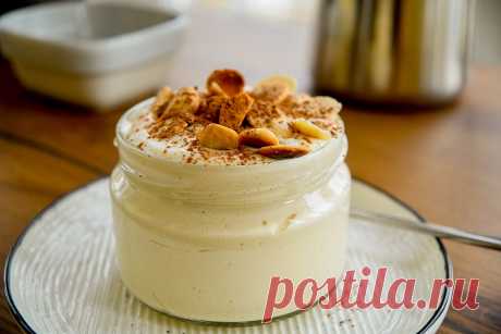 Кофейно-сырный мусс с маскарпоне - СделаемВкусно.ру Кофейно-сырный мусс с маскарпоне очень легко приготовить. В этот прохладный десерт невозможно не влюбиться, любовь прямо с первой ложечки.