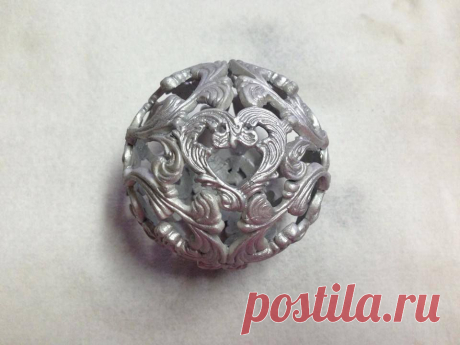(1) &quot;Filigree&quot; Christmas Bauble tutorial