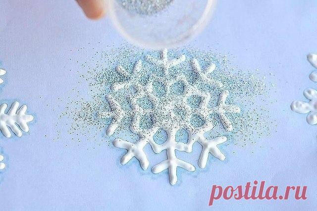 Как украсить окно на Новый год