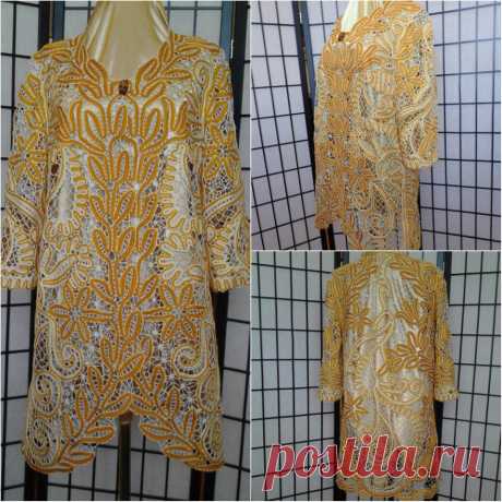 Жакет &quot;ПАВА&quot; сплетен на коклюшкахФасон -укороченный спереди,длинный сзади.Нитки: хлопок и натуральный шелк бежевого и рыжего цвета.На спине и рукавах-рисунок Птицы.