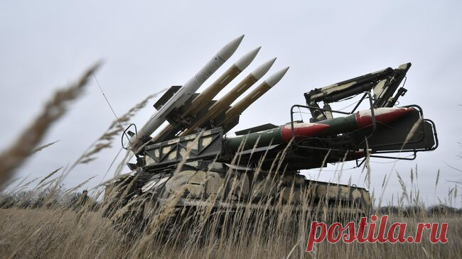 "Бук-М3" сбил украинский военный самолет