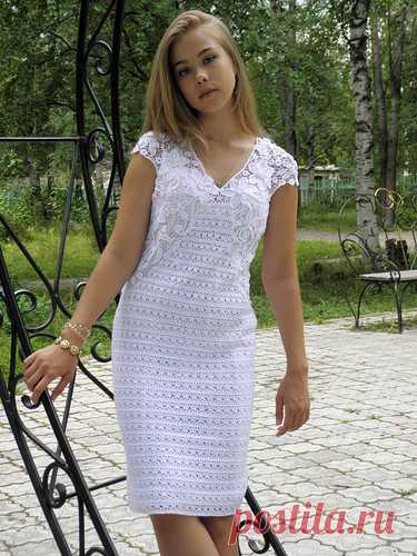 Маленькое белое платье