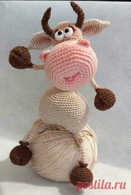 Бычок Гаврюша.
13 см позитива!
Игрушка  каркасная для детей, магнитик на холодильник, игрушка на компьютер, игрушка интерьерная.