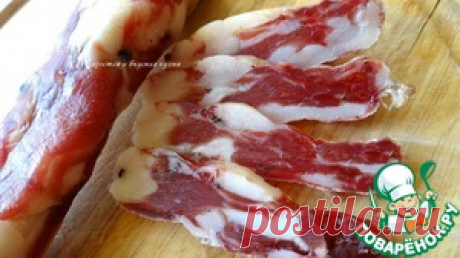 Сыровяленая домашняя колбаска - кулинарный рецепт