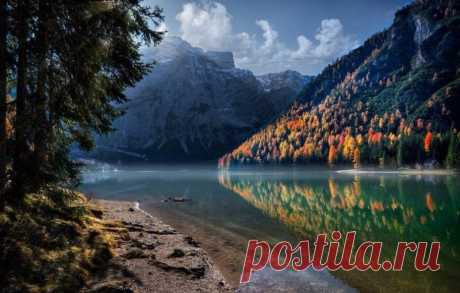 Горное озеро Брайес. Итальянские Альпы