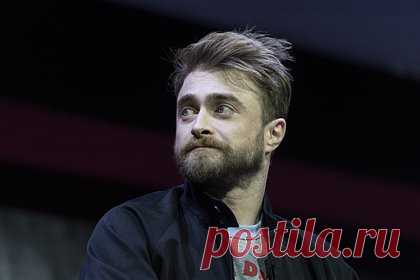 Дэниел Рэдклифф впервые рассказал о воспитании сына. Английский актер и звезда серии фильмов «Гарри Поттер» Дэниел Рэдклифф впервые после рождения ребенка раскрыл его пол. По словам 33-летнего артиста, три месяца назад у него родился сын. После его рождения Рэдклифф взял отпуск и перестал сниматься. Актер намерен вернуться к работе к концу года.