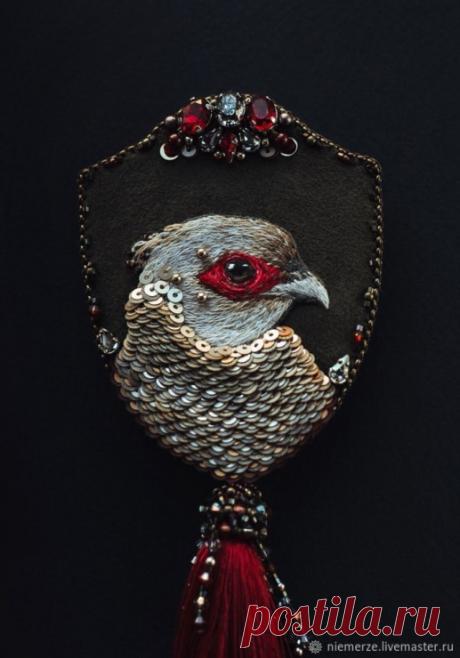 Gallery.ru / Фото #42 - текстильные и бисерные броши -6 - Vladikana
