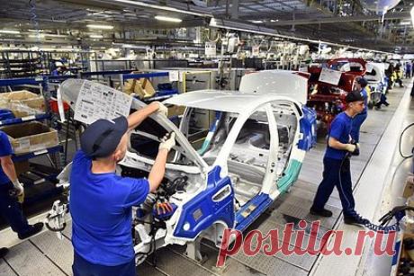 Названы самые популярные в России легковушки