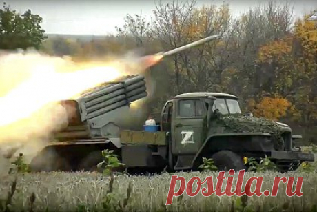 Минобороны рассказало о провале попытки наступления ВСУ и наемников под Херсоном. До трех батальонных тактических групп Вооруженных сил Украины и подразделения иностранных наемников предприняли неудачную попытку наступления на николаево-криворожском направлении в районе населенных пунктов Брускинское, Безыменное, Садок и Суханово Херсонской области. Об этом сообщили в Минобороны России.