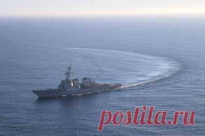 Эсминцы ВМС США с управляемыми ракетами зашли в акваторию Балтийского моря. Эсминцы Военно-морских сил (ВМС) США зашли в акваторию Балтийского моря. По данным Министерства обороны Российской Федерации, силы и средства Балтийского флота начали слежение за действиями двух американских кораблей с управляемым ракетным оружием «Дональд Кук» и «Форрест Шерман».