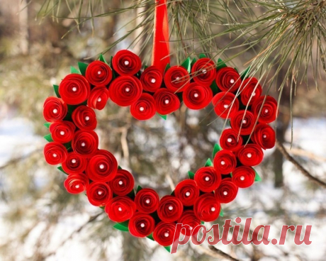 Сердце из бумажных роз