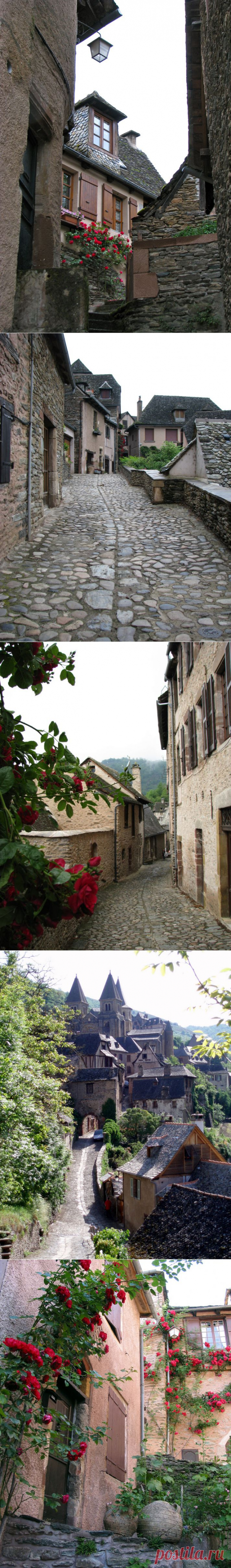 Конк. Франция
Конк (фр. Conques, окс. Concas) - небольшоой город во французском департаменте Аверон в Средних Пиренеях с населением ок. 300 жителей. В Средние века - город в графстве Руэрг, живописно расположенный на склоне высокого холма на паломническом пути св. Иакова. Входит в Ассоциацию самых красивых деревень Франции.