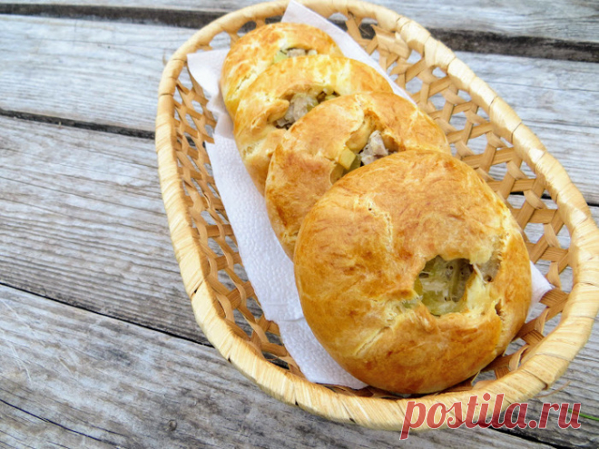 Пироги с картошкой и мясом. Наконец-то без дрожжей Мини-пироги из бездрожжевого теста, очень вкусно получились! Тонкая хрустящая корочка, много любимой начинки и так аппетитно пахнут! Буду повторять рецепт и вам рекомендую!Начнем с теста, подготовим все продукты...