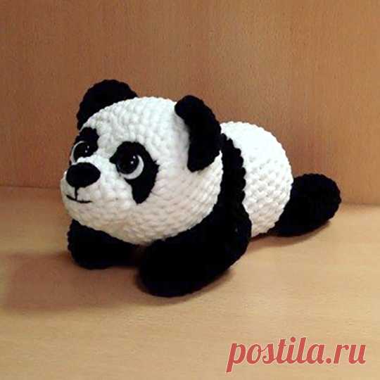 PDF Пандочка крючком. FREE crochet pattern; Аmigurumi animal patterns. Амигуруми схемы и описания на русском. Вязаные игрушки и поделки своими руками #amimore - плюшевая панда, большая пандочка из плюшевой пряжи медведь, медвежонок, мишка.