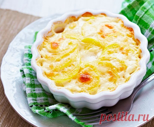 Картофельный гратэн с тыквой и копченой грудинкой