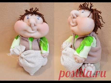 &gt;Кукла из колготок