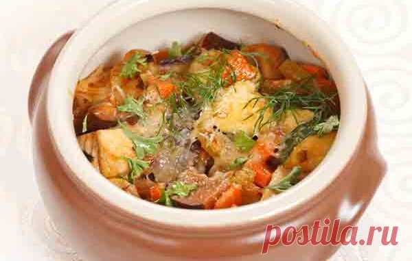 Курица с овощами под соусом - Кулинарные рецепты  