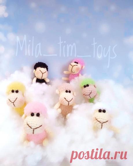 PDF Карманные Овечки крючком. FREE crochet pattern; Аmigurumi animal patterns. Амигуруми схемы и описания на русском. Вязаные игрушки и поделки своими руками #amimore - плюшевая овечка, маленькая овца из плюшевой пряжи, баран.