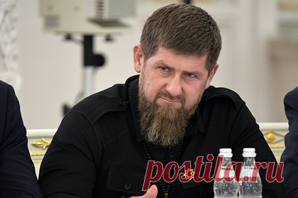Кадыров пошутил о «секретных тюрьмах» в Чечне. Глава Чечни Рамзан Кадыров рассказал, что в каждой семье республики есть «секретная тюрьма». «Друзья, до недавних пор я всегда утверждал, что у нас нет секретных тюрем. Я действительно был в этом убежден и никогда не верил всяким статейкам. Но правда когда-то должна восторжествовать», — заявил он.